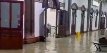 PT KAI Batalkan 4 Perjalanan Kereta, Imbas Banjir di Semarang