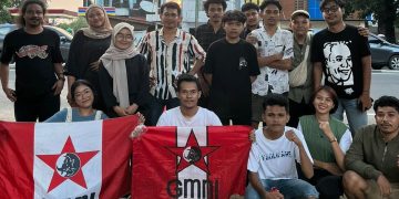 GMNI Jaksel bagi-bagi Takjil