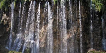Wisata alam menarik di Malang, salah satunya Air Terjun Grojogan Sewu
