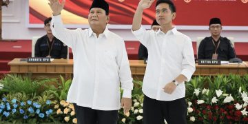 Prabowo dan Gibran di KPU saat penetapan sebagai pemenang Pilpres 2024 (Dok FB Prabowo Subianto)