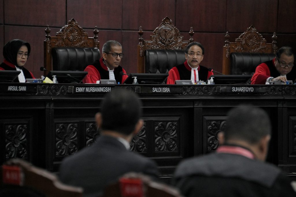 Hakim Konstitusi dalam putusan sengketa Pilpres 2024 (Dok FB Anies Baswedan)