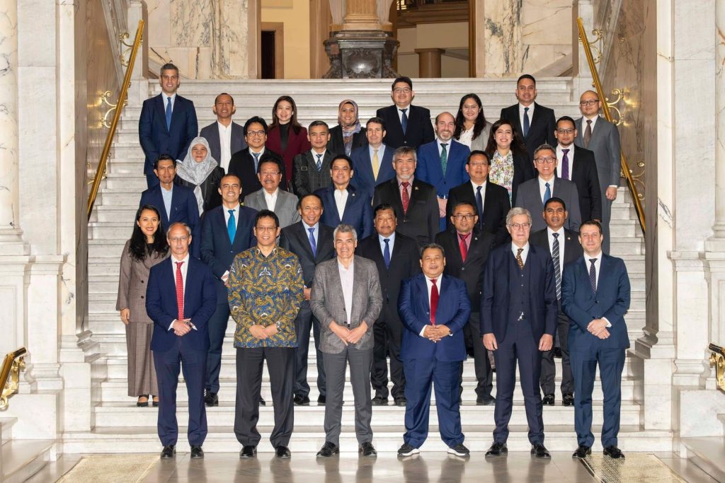 Pe\uteri Komarudin turut hadiri kunjungan komisi XI di Spanyol (Dok DPR RI)