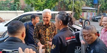 Mantan Capres, Ganjar Pranowo saat menghadiri acara silaturahmi dan dialog publik di wilayah Jakarta Selatan, pada Jum'at (09/05/2024). (Ilham F./Suaranusantara)