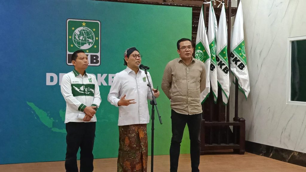 Ketua Desk Pilkada DPP PKB, Abdul Halim Iskandar saat konferensi pers di kantor DPP PKB, Jakarta Pusat, pada Rabu (29/5/2024). (Ilham F/Suaranusantara)