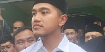 Kaesang bantah soal Sekjen PKS yang menyebutkan namanya disodorkan oleh Jokowi untuk maju Pilgub Jakarta 2024 (instagram @terang_media)