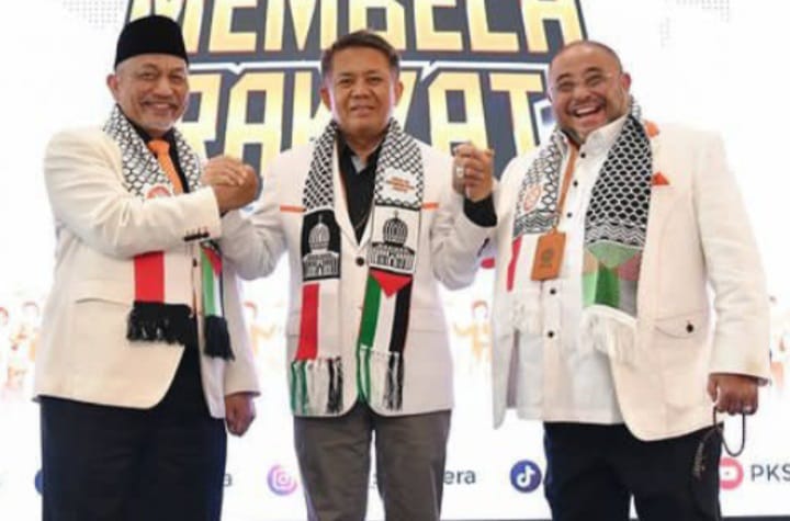 Sohibul Iman (tengah) saat ditetapkan sebagai cawagub dampingi Anies di Pilgub Jakarta 2024 (instagram @msi.sohibuliman)