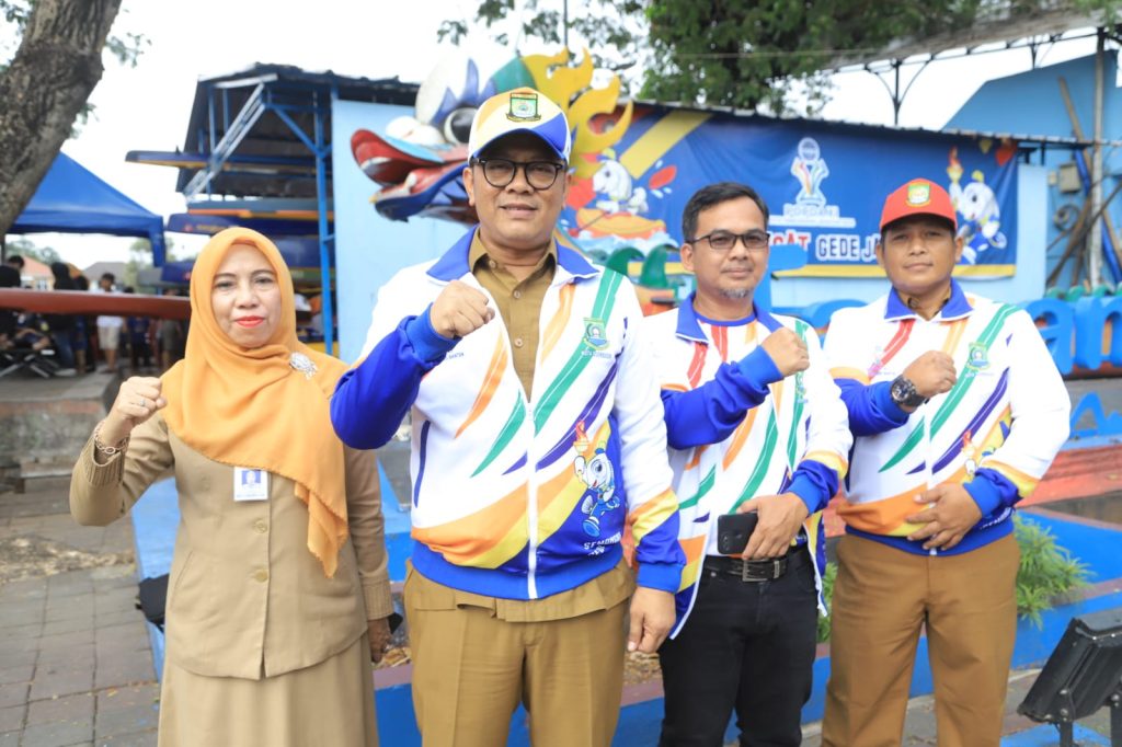 Ketua Podsi Kota Tangerang Maryono Hasan Bersama Jajaran Pengurus dan Pejabat Dispora Kota Tangerang di Venue Dayung di POPDA XI