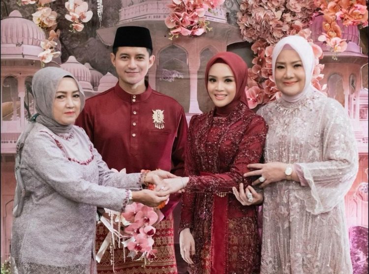 Chand Kelvin dan Dea Sahirah Resmi Menikah