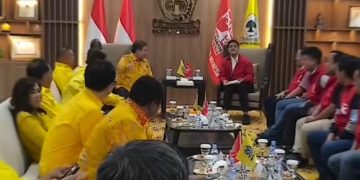 Ketum PSI Kaesang Pangarep sambangi markas Golkar sore ini Kamis 11 Juli 2024 (instagram @golkar.indonesia)