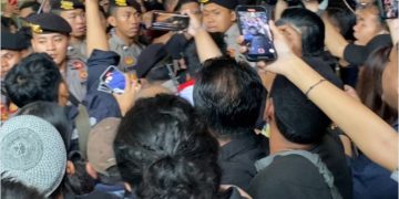 Sidang Vonis SYL Berakhir Ricuh Antara Wartawan dan Pendukung