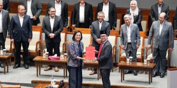 Marinus Gea bersama Menkeu Sri Mulyani setujui atas RUU Pertanggungjawaban Pelaksanaan APBN Tahun 2023 (dok suaranusantara.com)