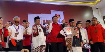 Pramono Anung dan Rano Karno Resmi Daftar ke KPU DKI