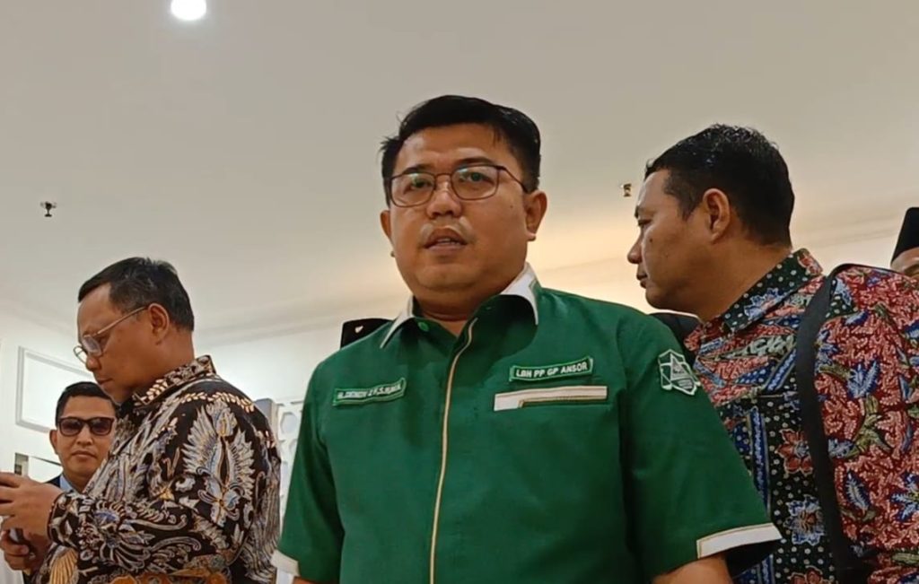 Ketua LBH GP Ashor, Dendy Zuhairil Finsa saat diwawancarai di kantor PBNU, Jakarta Pusat, pada Rabu (7/8/2024). (Ilham F/Suaranusantara)