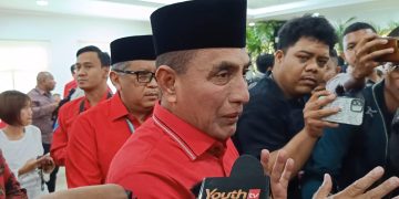 Bakal calon gubernur Sumut yang diusung PDIP, Letnan Jenderal TNI Purnawirawan Edy Rahmayadi saat diwawancarai di DPP PDIP, Jakarta Pusat, Rabu (14/8/2024). (Ilham F/Suaranusantara).
