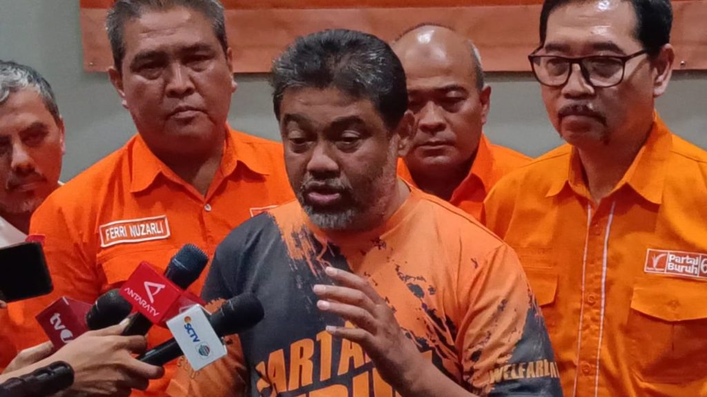 Presiden Partai Buruh, Said Iqbal saat diwawancarai di Menteng, Jakarta Pusat, pada Jum'at (23/08/2024). (Ilham F/Suaranusantara)