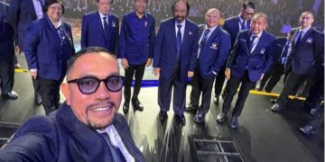 Ahmad Sahroni Bendum Partai NasDem berfoto bersama dengan para elite partai NasDem (Instagram @ahmadsahroni88)