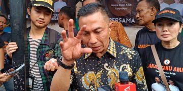 Cagub Jakarta nomor urut 2, Dharma Pongrekun saat diwawancarai di Jakarta Timur, pada Rabu (2/10/2024). (Ilham F/Suaranusantara).