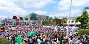 Demo santri di depan Mapolda DIY (Dok ist)