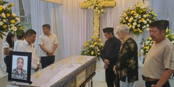 Romo Benny Meninggal