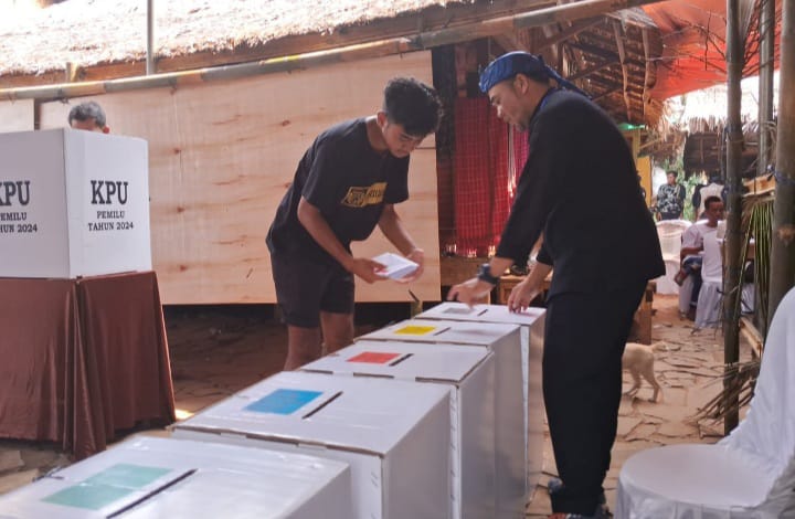 Simulasi pemungutan Pemilu 2024 di Desa Kanekes, Lebak. Suku Baduy minta perpanjang waktu untuk Pilkada (Def/SuaraNusantara)