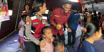 Ribuan warga mengungsi akibat erupsi Gunung Lewotobi