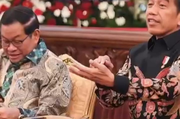 Pramono Anung saat menjadi Menteri Sekretariat Kabinet era Jokowi. Beri tanggapan soal sikap Jokowi yang dukung Ridwan Kamil (instagram @pramonoanungw)