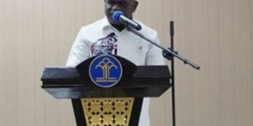 Menteri HAM Natalius Pigai (instagram @natalius_pigai)