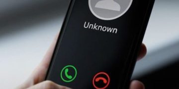 Ilustrasi unknown number di hp Android (instagram @digikalamag)