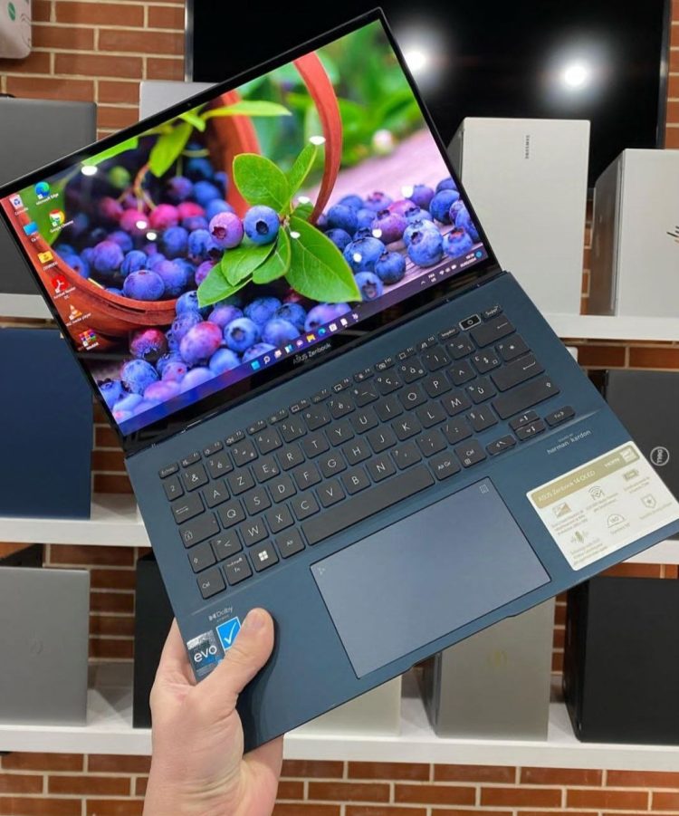 ASUS Zenbook S 14: Performa Andal dan Desain Elegan (Foto:Instagram)