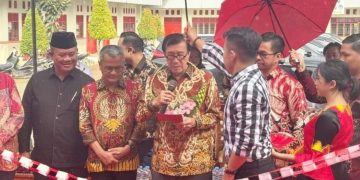 Yasonna Laoly Resmikan Gedung Rektorat dan Fakultas Sains dan Teknologi UNIAS