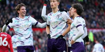 Bournemouth secara mengejutkan berhasil mengalahkan Manchester United dengan skor 3-0 pada laga pekan ke-17 Liga Inggris