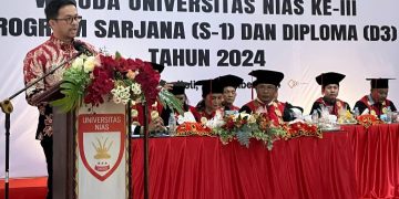 Hadiri Acara Wisuda, Ketua Yayasan UNIAS Marinus Gea Sampaikan Pesan untuk Para Wisudawan, Begini Isinya
