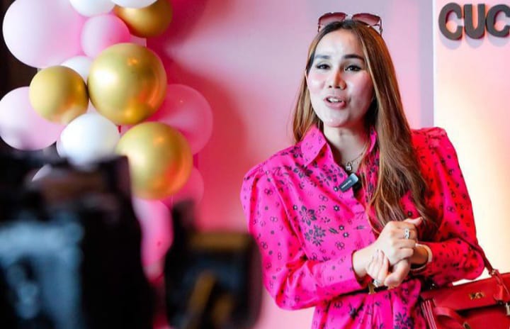 Isa Zega transgender Indonesia yang resmi ditahan Polda Jatim atas kasus pencemaran nama baik (instagram @arisanmamionline)
