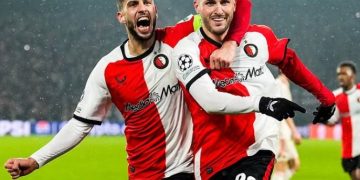 Secara mengejutkan Feyenoord menang 3-0 atas Bayern Munchen pada matchday 7 Liga Champions 2024-2025