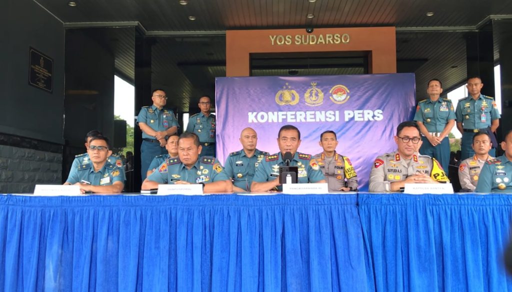 Pangkoarmada RI, Laksdya TNI Denih Hendrata saat konferensi pers di Koarmada, Jakarta Pusat, pada Senin (6/1/2025). (Ilham F/Suaranusantara).