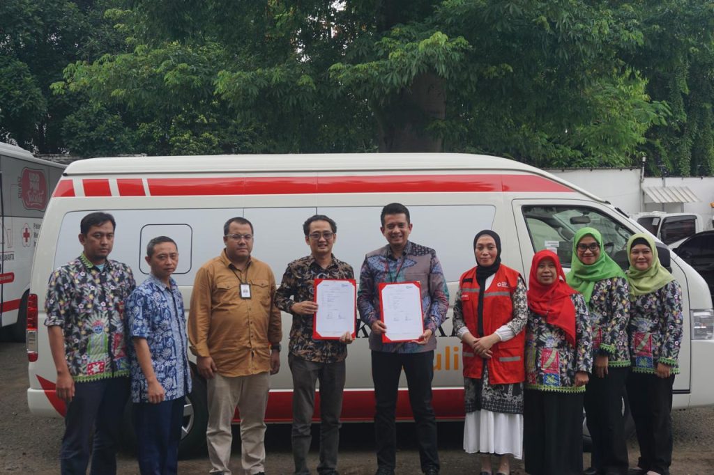 Bank DKI menyerahkan 1 (satu) unit mobil operasional kepada PMI DKI Jakarta (Dok Istimewa)