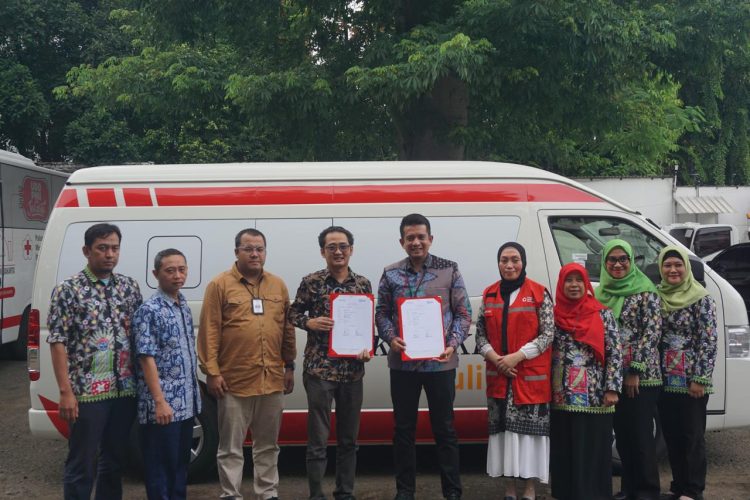 Bank DKI menyerahkan 1 (satu) unit mobil operasional kepada PMI DKI Jakarta (Dok Istimewa)