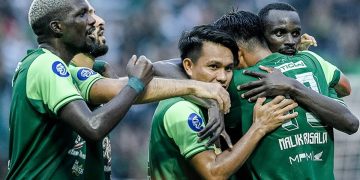 Persebaya Surabaya vs Persita Tangerang