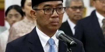 Prof Brian Yuliarto sah jadi Mendiktisaintek gantikan Satryo yang kena reshuffle kabinet (instagram @kitabuku.id)
