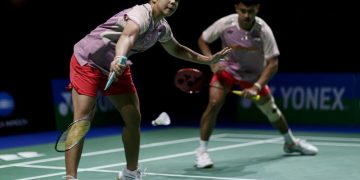 Ganda campuran Indonesia Jafar Hidayatullah (kanan)/Felisha Alberta Nathaniel Pasaribu (kiri) saat bersaing dengan pasangan asal India Ashith Surya/Amrutha Pramuthesh di babak kedua Super 300 German Open 2025 di Westenergie Sporthalle, Mulheim, Jerman, Kamis (27/2/2025). Jafar/Felisha melaju ke perempat final setelah menang 21-10, 21-17.