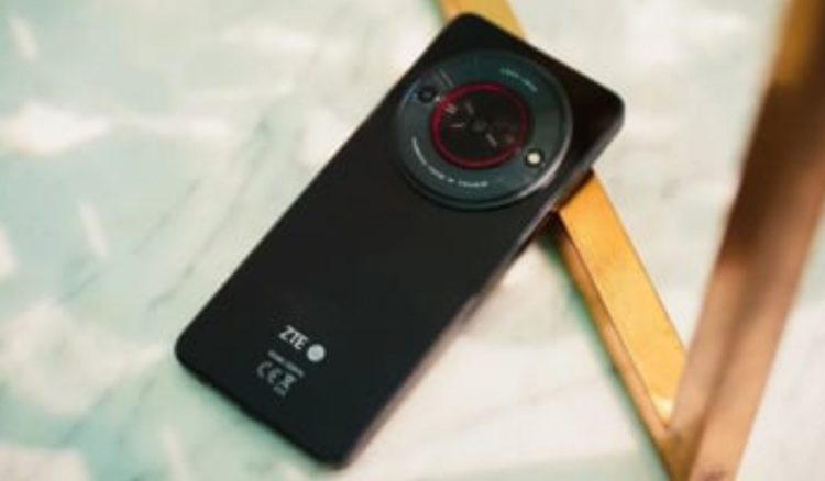 ZTE Blade A75 5G