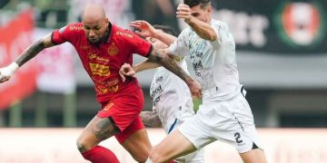 Persija dan Persib bermain imbang 2-2 dalam laga pekan ke-23 BRI Liga 1