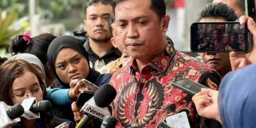 Tim kuasa hukum Hasto Kristiyanto, Ronny Talapessy minta hadirkan Rossa Purbo Bekti penyidik KPK dan minta putar tayangan CCTV (instagram @ronnytalapessy)