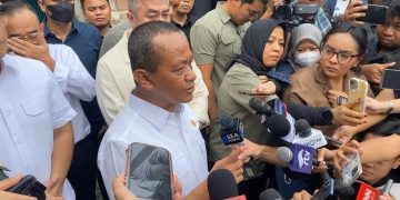 Bahlil Lahadalia tinjau pangkalan penjuala LPG 3 Kilo di Palmerah