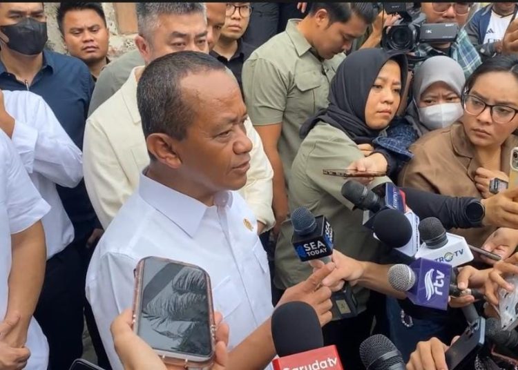Bahlil Lahadalia tinjau pangkalan penjuala LPG 3 Kilo di Palmerah