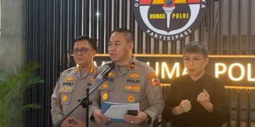 Kepala Biro Penerangan Masyarakat (Karo Penmas) Humas Polri Brigjen Trunoyudo Wisnu Andiko saat menyampaikan saksi yang diperiksa dalam kasus pagar laut Tangerang