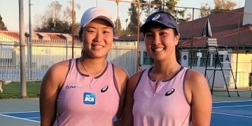 Petenis Indonesia Aldila Sutjiadi bersama Janice Tjen berfoto bersama dalam ITF W35 Arcadia, di California, AS, Selasa (25/2/2025). Mereka berpasangan mengikuti nomor ganda dalam turnamen tersebut.