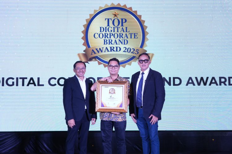 Perumda Pasar Jaya raih penghargaan Top Digital Corporate Brand Award 2025 (Dok Istimewa).