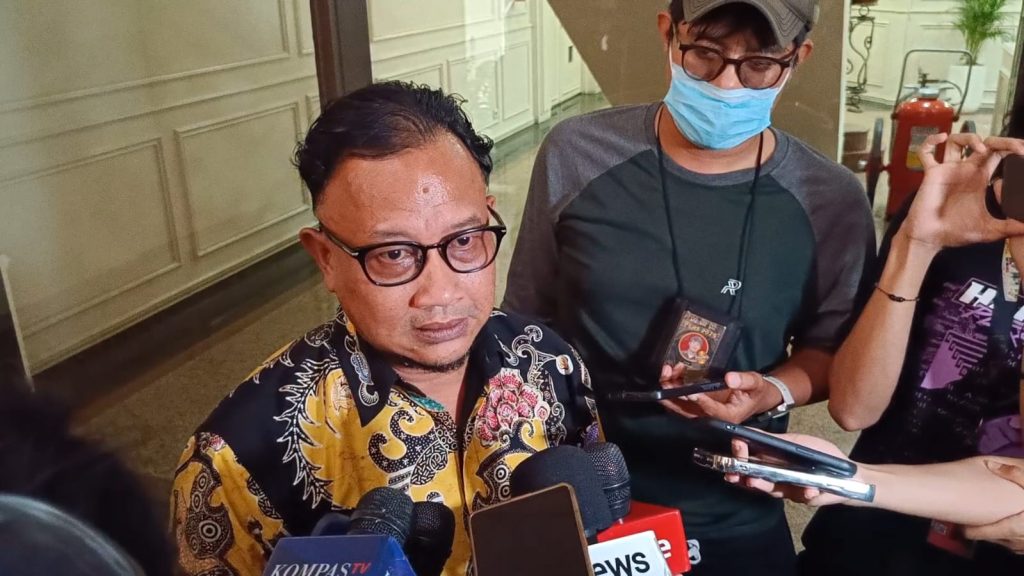 Komisioner Kompolnas, Chairul Anam saat diwawancarai di Gedung TNCC Mabes Polri, Jakarta, Senin (17/3/2025). (Ilham F/Suaranusantara).