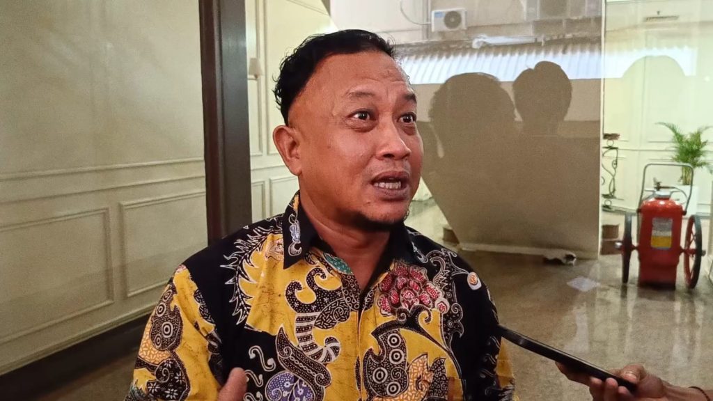Komisioner Kompolnas, Chairul Anam saat diwawancarai di Gedung TNCC Mabes Polri, Jakarta, Senin (17/3/2025). (Ilham F/Suaranusantara).